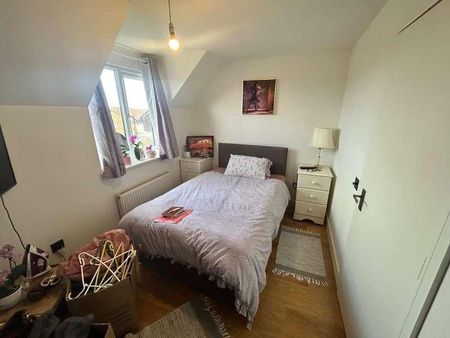 Cleasby Close, Westlea, Swindon, SN5 - Photo 4