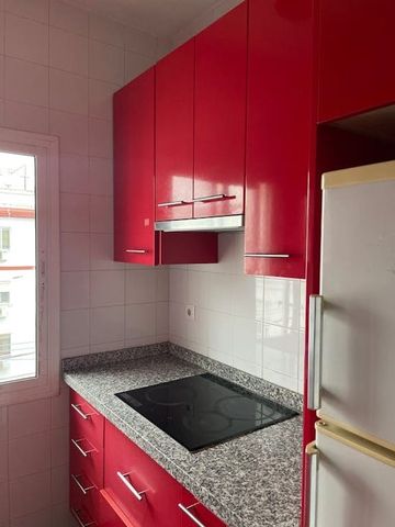 Calle López de Gomara, Sevilla, Andalusia 41010 - Photo 4