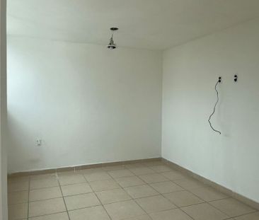 Renta Casa en Condominio en Lago de Guadalupe - Photo 2