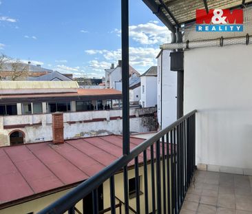 Pronájem bytu 2+kk 47 m², Masarykovo náměstí 220, Pardubice - Fotografie 6