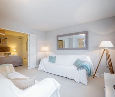 1 Bed Flat, Grosvenor Court, SW15 - Photo 1