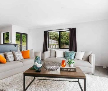 Stunning Modern Two-Storey Home with Mount Views & Bonus Downstairs... - Photo 3