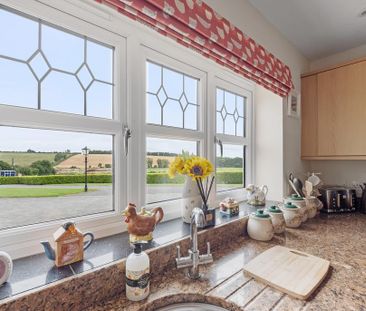 2 bedroom detached house to rent - Photo 5
