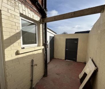 125 Henderson Avenue, Belfast, BT15 5FP - Photo 6