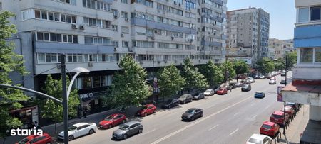 Spațiu exclusivist de închiriat/Mansardă în vilă interbelică/ - Fotografie 4