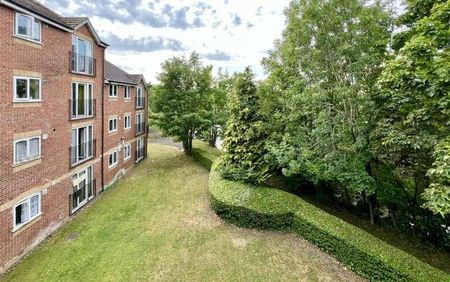Burket Close, Southall, UB2 - Photo 3