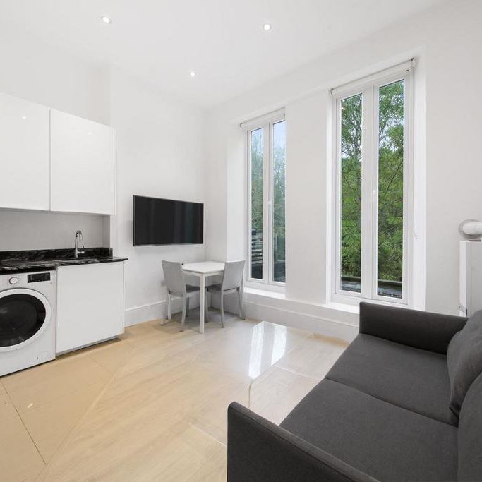 1 bedroom flat to rent - Photo 1