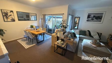 2/54 Minneapolis Crescent, Maroubra NSW 2035 - Townhouse For Rent | Domain - Photo 3