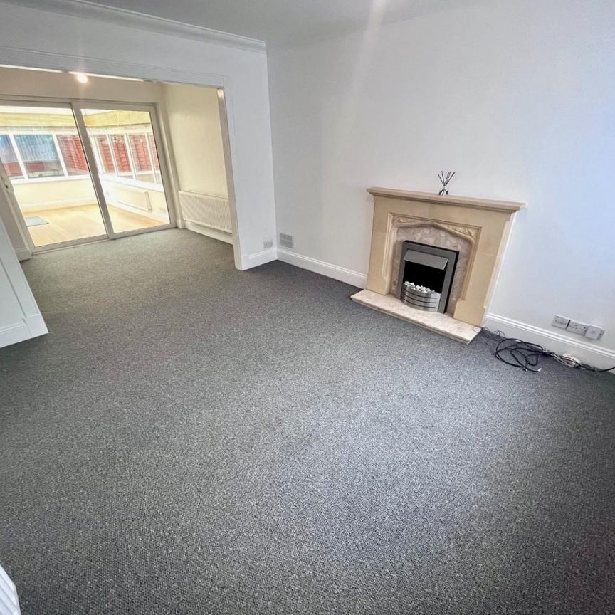 3 bedroom House To Let - Photo 1