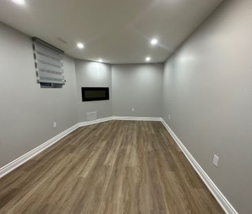 For Lease - 906 Farmstead Drive Unit# Lower, Milton, Ontario - Photo 1