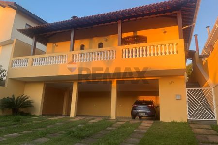 Casa impecável para alugar no Condomínio Horizontal Park com 3 suítes, ar condicionado e piscina aquecida - Photo 4