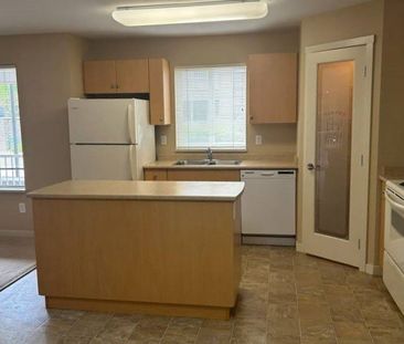 Marshall Grove East – 2BD/2BA - Photo 5