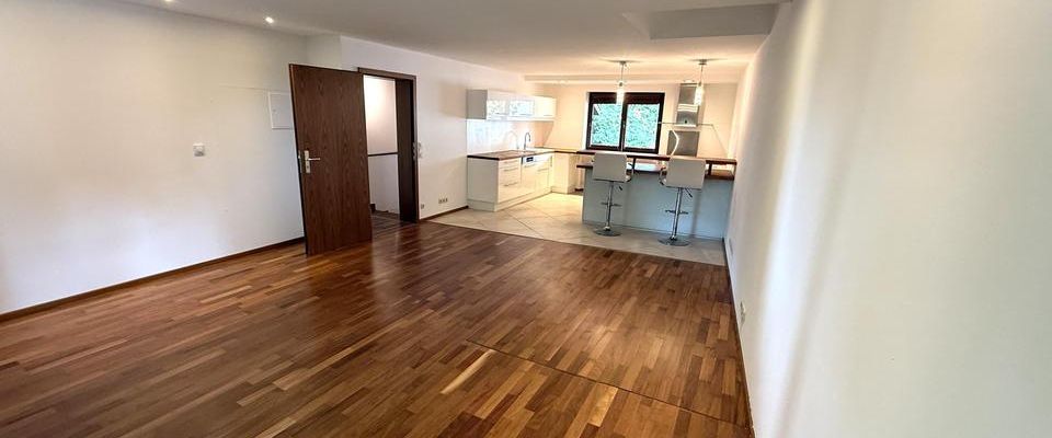4-Zimmer-Wohnung im Münchner Westen – große Wohnküche, Balkon, WG-tauglich, frisch renoviert - Photo 1