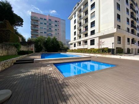 3 room luxury Flat for rent in Benfica, Lisbon - Photo 4