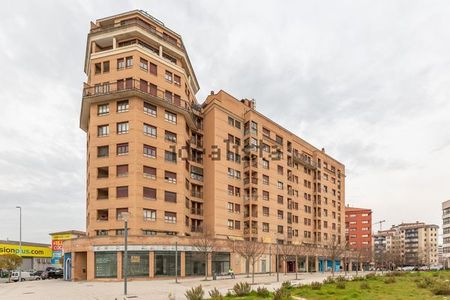 Alquiler de piso en Calle Valle de Aranguren, 4 - Foto 2