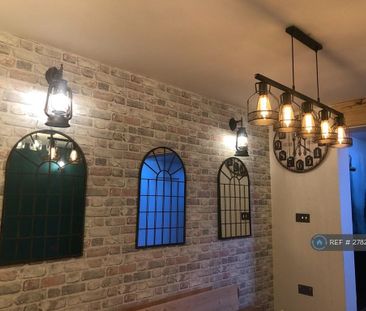 3 bedroom terraced house to rent - Photo 1