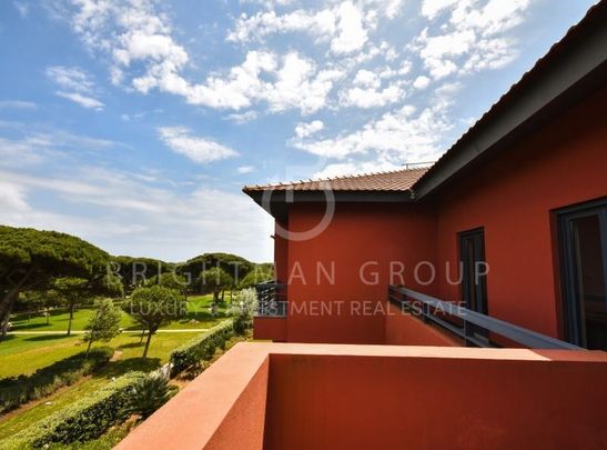 Cascais e Estoril, Lisbon - Photo 1