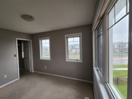 For Lease - 16 Saunter Court, Brampton, Ontario - Photo 4