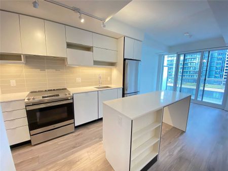 For Lease - 4065 Confederation Parkway Unit# 2212, Mississauga, Ontario - Photo 5