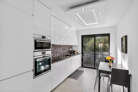 Appartement rénové avec terrasses – Carré d'Or – Nice - Photo 3