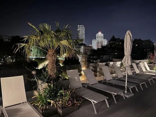 1 bedroom luxury Flat for rent in Madrid, Spain - Photo 1