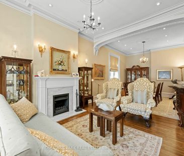 30 Bernard Avenue, ON, Toronto - Photo 4