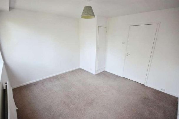 Numa Court, Brentford Dock, Brentford, TW8 - Photo 1