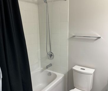 For Lease - 11611 Yonge Street Unit# 308, Richmond Hill, Ontario - Photo 5