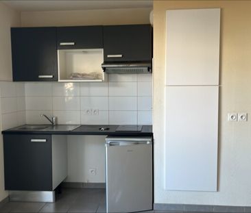 Location Appartement 1 pièce 28m² ST ANDRE DE CUBZAC 33240 - Photo 4
