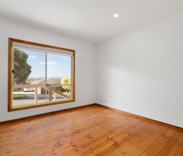 43 Newton Avenue, Bell Post Hill - Photo 2