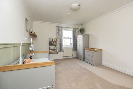 2 Bedroom - Photo 5