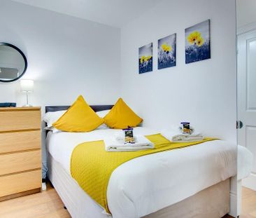 3 bedroom apartment to rent - Photo 6