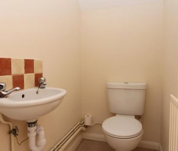 3 bedroom house to rent Balmoral Road, Oakham, LE15 - Photo 5