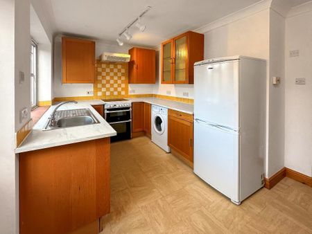 3 bedroom detached house to rent - Photo 5