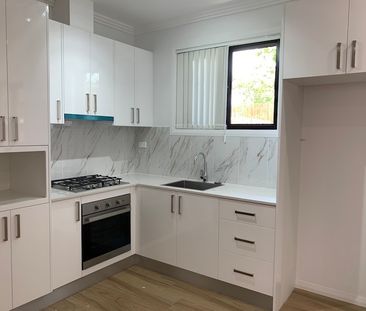 MODERN 2 BED 1 BATH GRANNYFLAT - Photo 2