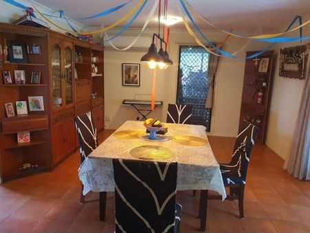 Morayfield - Photo 2