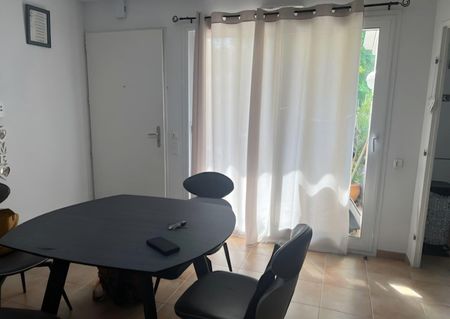 Location Appartement 2 pièces 57m² GONFARON 83590 - Photo 3