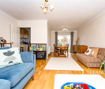 3 bedroom house to rent Shirley Close, Milton, Cambridge, Cambridge... - Photo 4