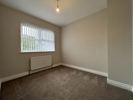 11a Station Road, Randalstown, Antrim, BT41 2AE - Photo 3