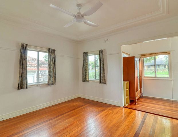 Room for Rent - Photo 1