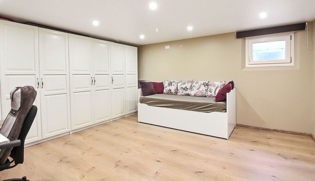 Rare! 4.5-room apartment (+1) garden level - Photo 1