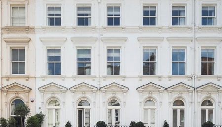 Prince of Wales Terrace, London - Photo 3