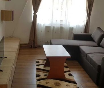 De inchiriat casa cu mansarda compus din 4 camere zona Bratianu - Fotografie 1