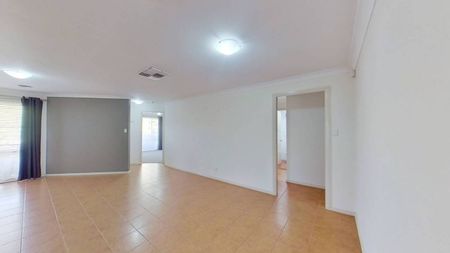 This one's a catch! - Photo 2