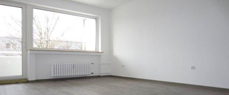 Von Innen und Außen richtig schön! 2 renovierte Zimmer mit Balkon in Grünlage - Foto 1