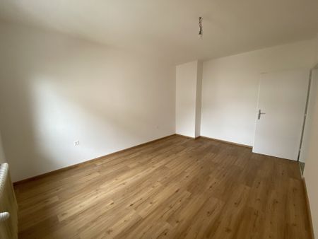 Miete in Knittelfeld: Stadtwohnung im Zentrum, 3 Zimmer mit Balkon! - Photo 5