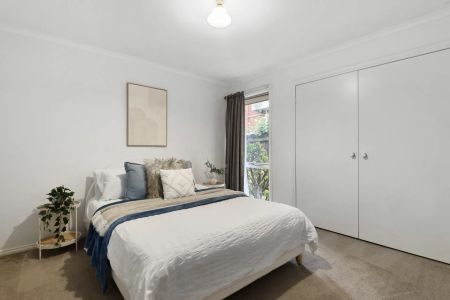 Perfect family proportions in the exclusive 'Croydon Hills' pocket - Photo 5