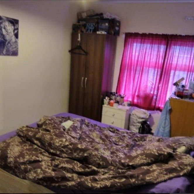 Room in a Shared House, Mayville Avenue, LS6 - Photo 1