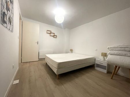 Location Appartement 2 pièces 33m² - Photo 5