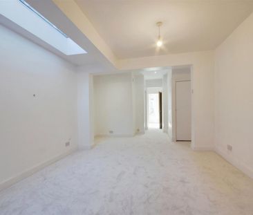 Whippendell Road, Watford - Photo 1